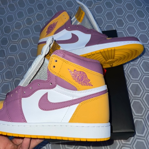 Air Jordan 1 Brotherhood - Picture 6 of 6